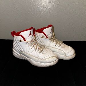 Boys Jordan Retro 12 Size 13C